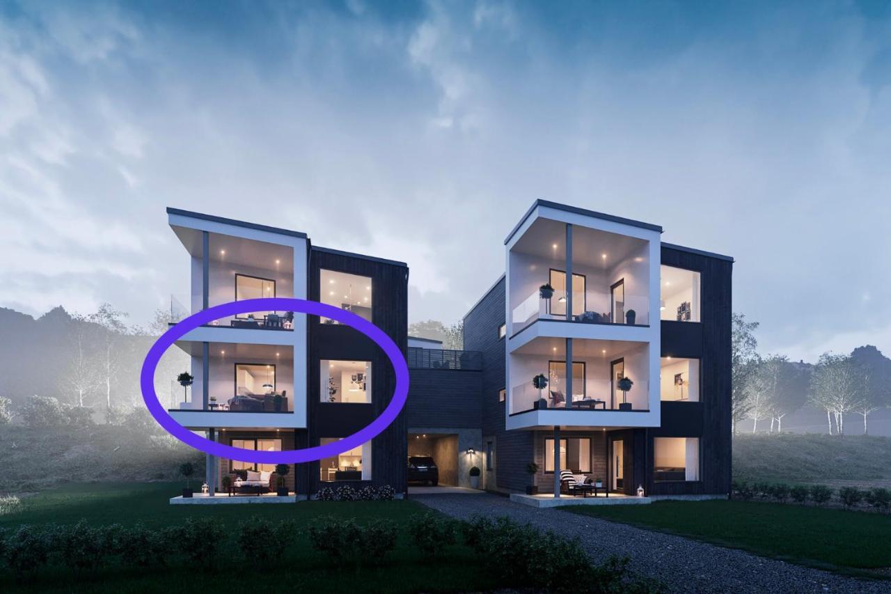 Apartamento Veien Til Senja Finnsnes Exterior foto