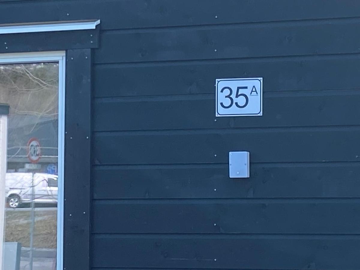 Apartamento Veien Til Senja Finnsnes Exterior foto